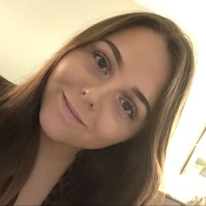 Meet your Posher, Kaela